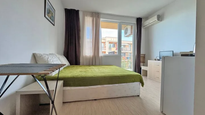Доступная студия с видом на бассейн в комплексе Sunny View Central, Солнечный Берег ID: 112307