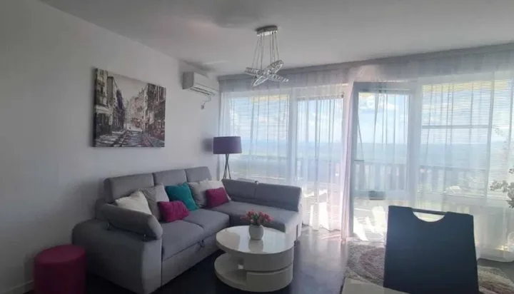 Двокімнатна квартира в комплексі Chateau Panorama - 82 м², 2 поверх