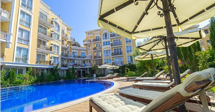 2-кімнатна квартира з терасою в Messembria Palace, Сонячний Берег ID: 105238