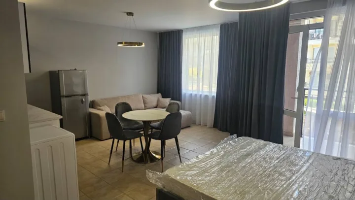 Большая студия 55 м² с видом на бассейн в комплексе Vip Style, Солнечный Берег ID: 113452