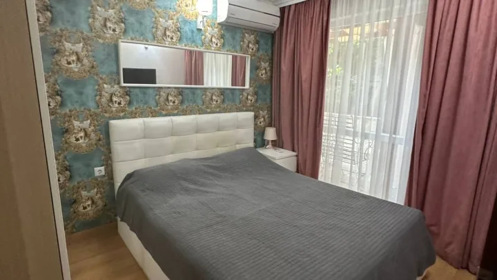 Двухкомнатная квартира в Sweet Homes 7, Солнечный Берег — уют, стиль и комфорт на партере
