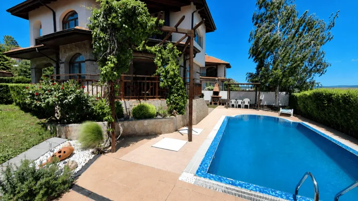 Двухэтажный дом с собственным бассейном и видом на море в комплексе Vineyards Resort, Ахелой ID: 107691