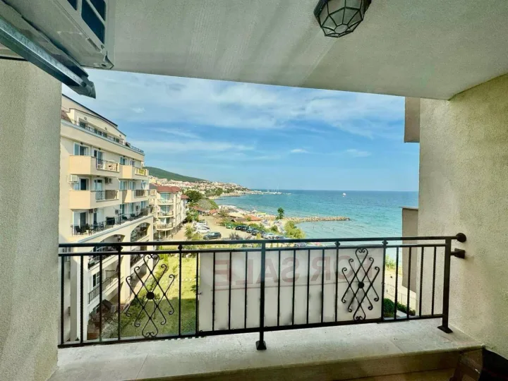 Двухкомнатная квартира на первой линии — Ipanema Beach, Святой Влас