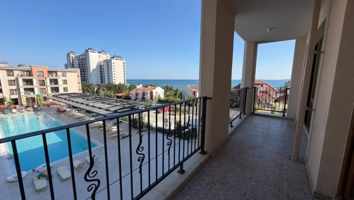 Двокімнатна квартира з видом на море та басейн у комплексі Green Fort Suites, Сонячний Берег ID: 109361