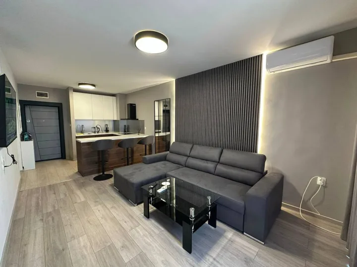 4-кімнатна квартира біля пляжу у Villa Bonita, Сонячний берег ID: 105765