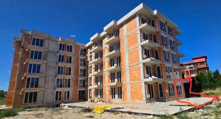 Двухкомнатный апартамент в новом комплексе без таксы поддержки — La Mer Gold Residence, Несебр