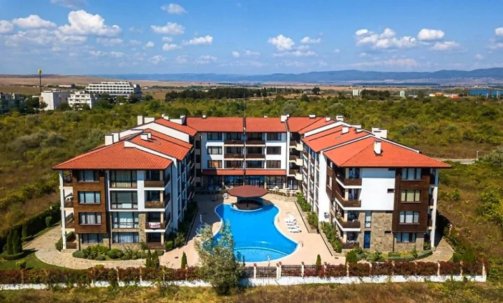 Трёхкомнатная квартира в Несебре, Viyana ID: 92253