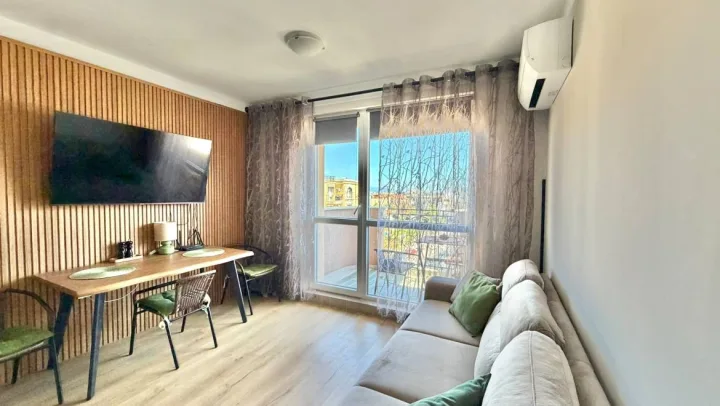 Стильная двухкомнатная квартира в центре Равды в комплексе Marea Garden ID: 109240