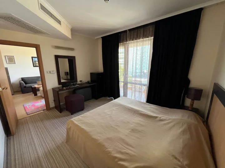 Апартамент с одной спальней в Majestic Beach Resort – Солнечный берег