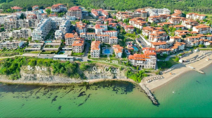 Квартира с видом на море в комплексе Sun Coast – комфорт и стиль на побережье