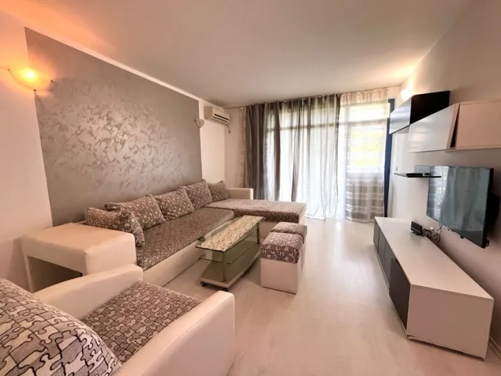 Трехкомнатная квартира в центре Солнечного Берега, Sapphire ID: 111935