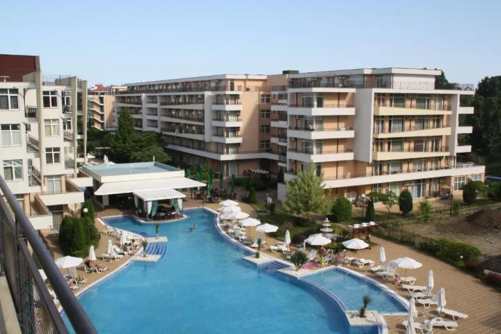 Простора студія площею 48 м² у комплексі Grand Kamelia, Сонячний берег, ID: 105548
