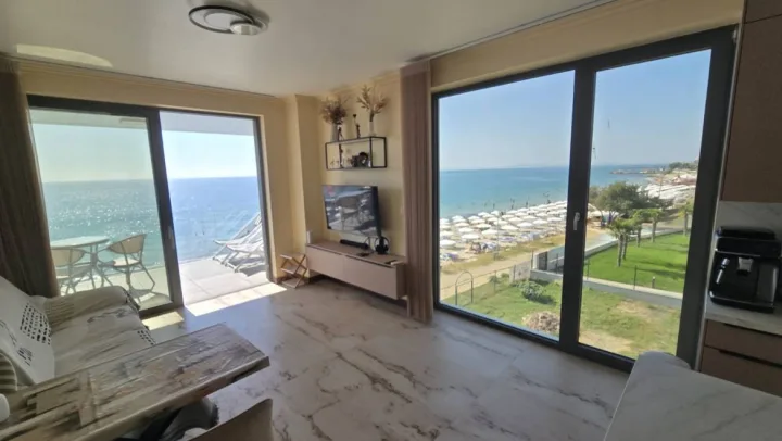 Трехкомнатная квартира на первой линии в комплексе Olympia Residence, Равда ID: 110911