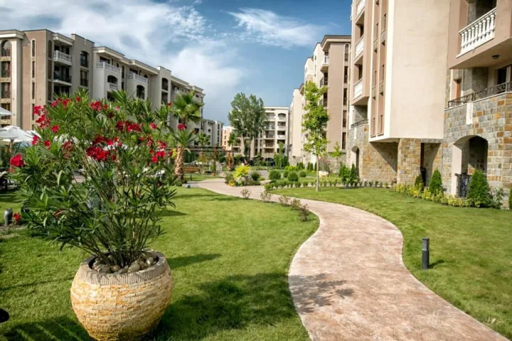 Простора трикімнатна квартира в Cascadas Family Resort для вашої родини в Сонячному Березі