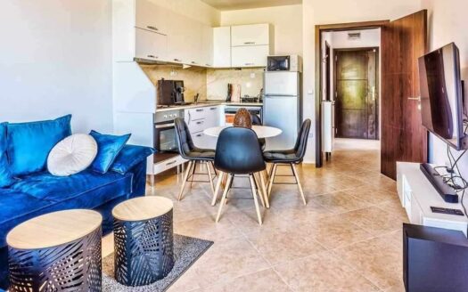 Просторный апартамент в идеальном состоянии в Cascadas Family Resort на Солнечном Берегу