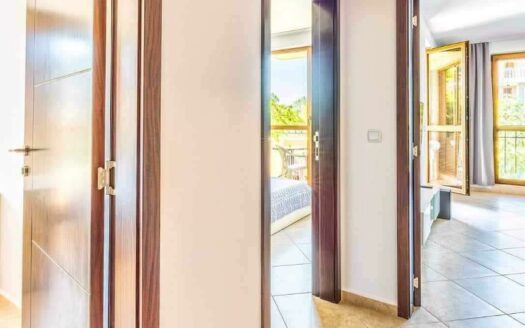 Просторный апартамент в идеальном состоянии в Cascadas Family Resort на Солнечном Берегу