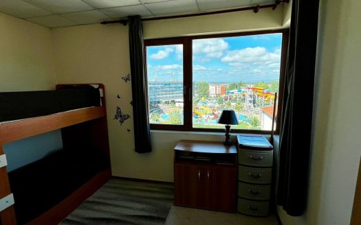 Трёхкомнатная квартира 77 м² в комплексе Amadeus 3, Солнечный берег