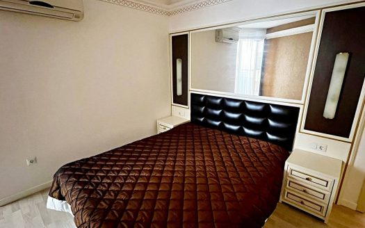 Просторная квартира с одной спальней 92 м² в комплексе Golden Rainbow, Солнечный берег