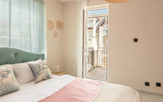 Трёхкомнатная квартира 91 м² в комплексе Izida Palace, Солнечный берег
