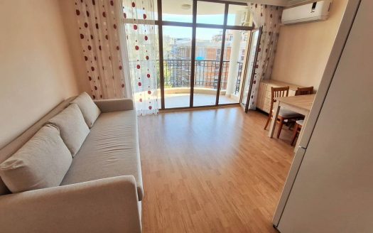 Студия с новым ремонтом и мебелью в комплексе Levsha, Солнечный берег