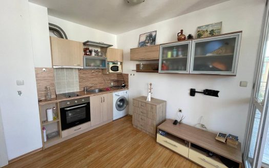 Двухкомнатная квартира в жилом здании Steel, Солнечный берег