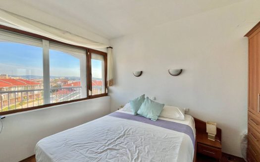 Двухкомнатная квартира с видом на море в комплексе Vista Del Mar, Равда