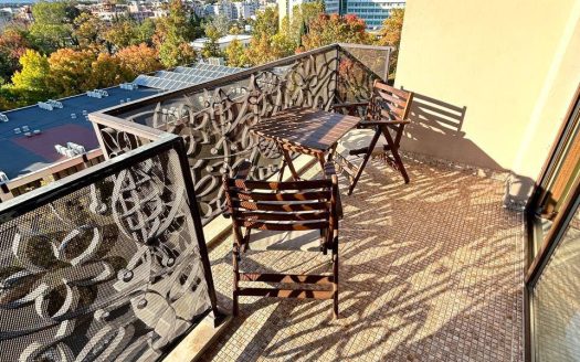 Двухкомнатная квартира по отличной цене в комплексе Barcelo Royal Beach, Солнечный берег