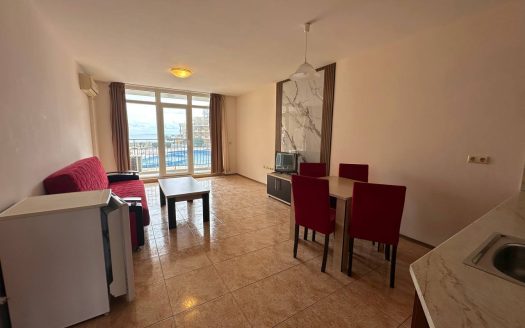 Трёхкомнатная квартира с видом на море в комплексе Midia Family Resort, Ахелой