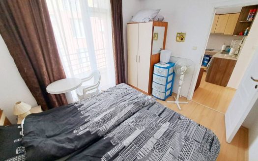 Трёхкомнатная квартира с двумя спальнями в комплексе Sunny Day 5, Солнечный берег