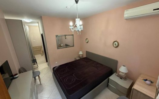 Студия с выделенной спальной зоной в комплексе Cascadas Family Resort, Солнечный берег