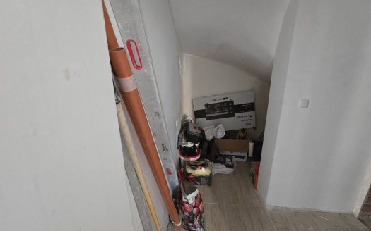 Студия без мебели с собственным двором и без таксы обслуживания, Несебр – район Черно Море