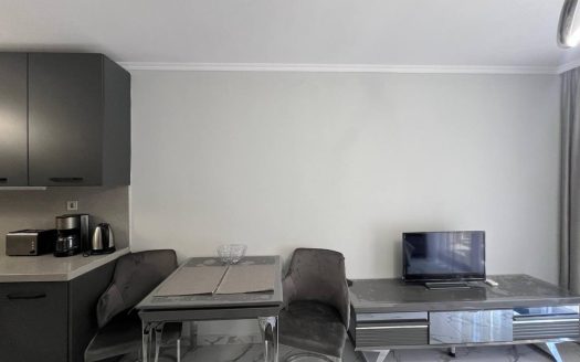 Стильная студия в комплексе Valencia Gardens — уют и комфорт у моря