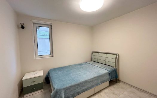 Трёхкомнатная квартира с двумя спальнями в жилом доме Русалка, Святой Влас