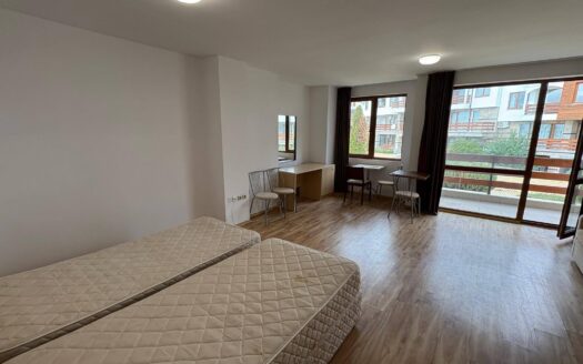 Студия с видом на бассейн в комплексе Gardenia Hills, Солнечный Берег