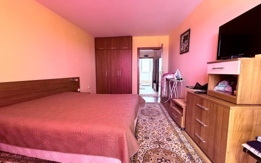 Двухкомнатная квартира в комплексе Jolly, Несебр