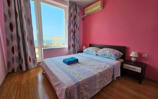 Трехкомнатная квартира в Fort Noks Imperial, Святой Влас