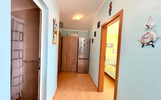 Святой Влас — трёхкомнатная квартира с видом на море и бассейн в комплексе Aqua Dreams