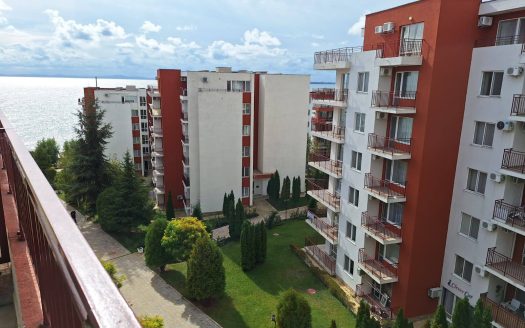 Двухкомнатная квартира с частичным видом на море в комплексе Fort Noks Panorama, Святой Влас