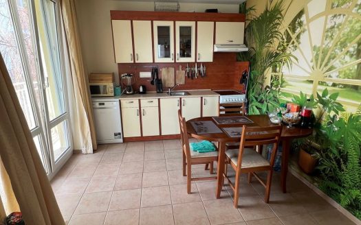 Трехкомнатная квартира с видом на море в комплексе Crown Fort Noks, Святой Влас