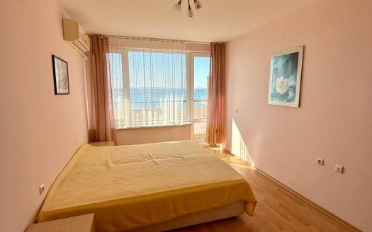 Двухкомнатная квартира с видом на море в Marina Fort Noks, Святой Влас