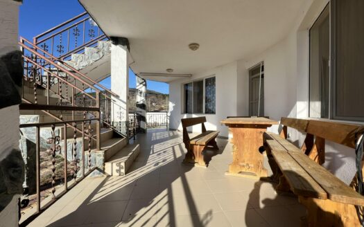 Комфортабельный дом в два этажа в Святом Власе с морской панорамой