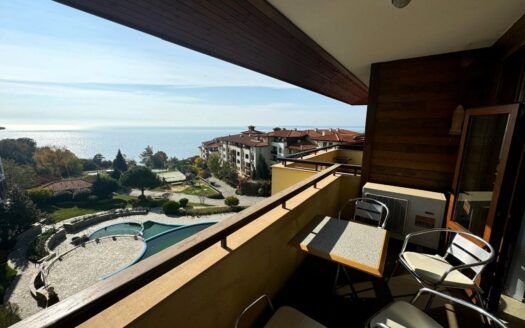 Простор и уют у моря в Святом Власе – двухкомнатная квартира в комплексе Garden of Eden