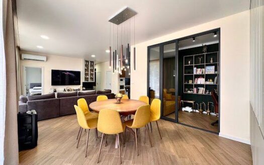 Элитный апартамент на первой линии в престижном комплексе Omega Resort, Равда