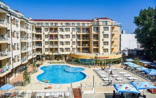 Предпродажа квартир в готовом жилом комплексе Nessebar Fort Residence в рассрочку всего в 500 метрах от моря, Несебр