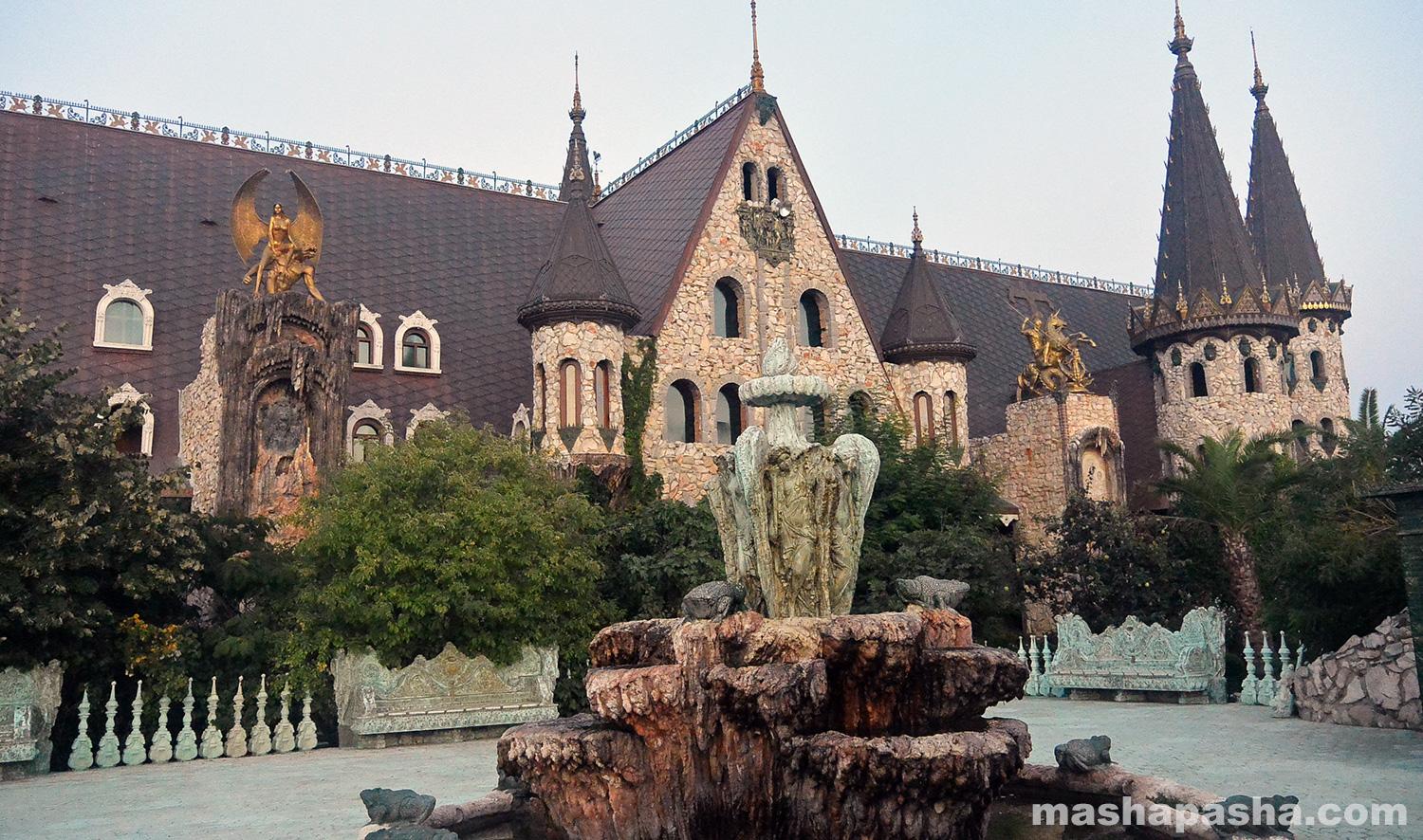 Практическое руководство для путешественников: Как добраться и что увидеть