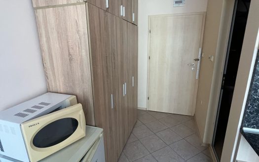 Двухкомнатный апартамент в комплексе Kamelia Garden в пешей доступности от пляжа, Солнечный Берег