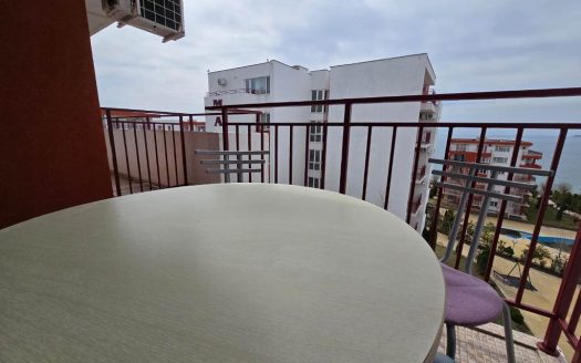 Вид на море и шаг до пляжа в бюджетной студии комплекса Marina Fort Noks, Святой Влас