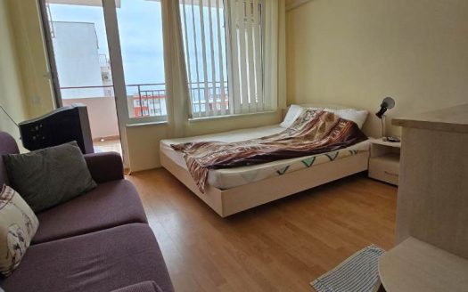 Вид на море и шаг до пляжа в бюджетной студии комплекса Marina Fort Noks, Святой Влас