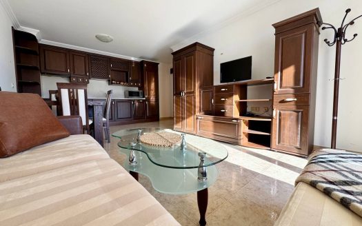 Простор и уют в комплексе Lazur 5 — двухкомнатная квартира с собственным паркингом, Святой Влас