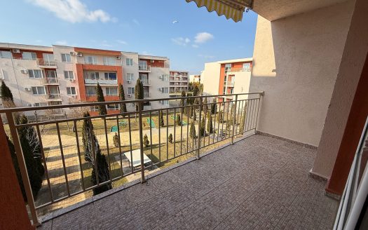 Комфортная двухкомнатная квартира с мебелью и техникой в жилом комплексе Nessebar Fort Club, Солнечный Берег